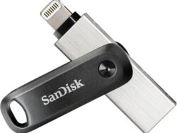 Western Digital SanDisk iXpand Flash Drive Go For Your iPhone